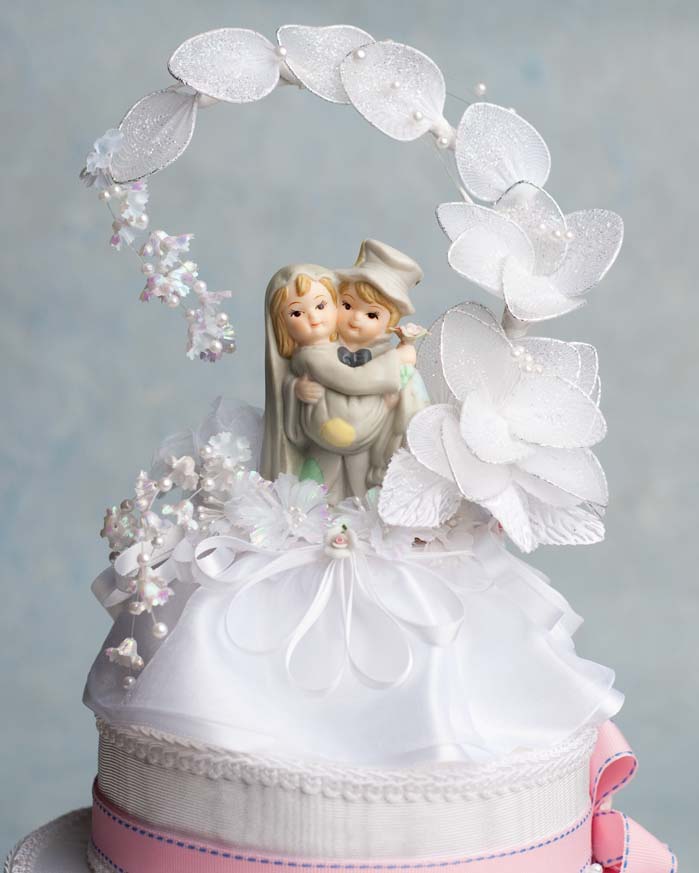 Child Couple Side Arch